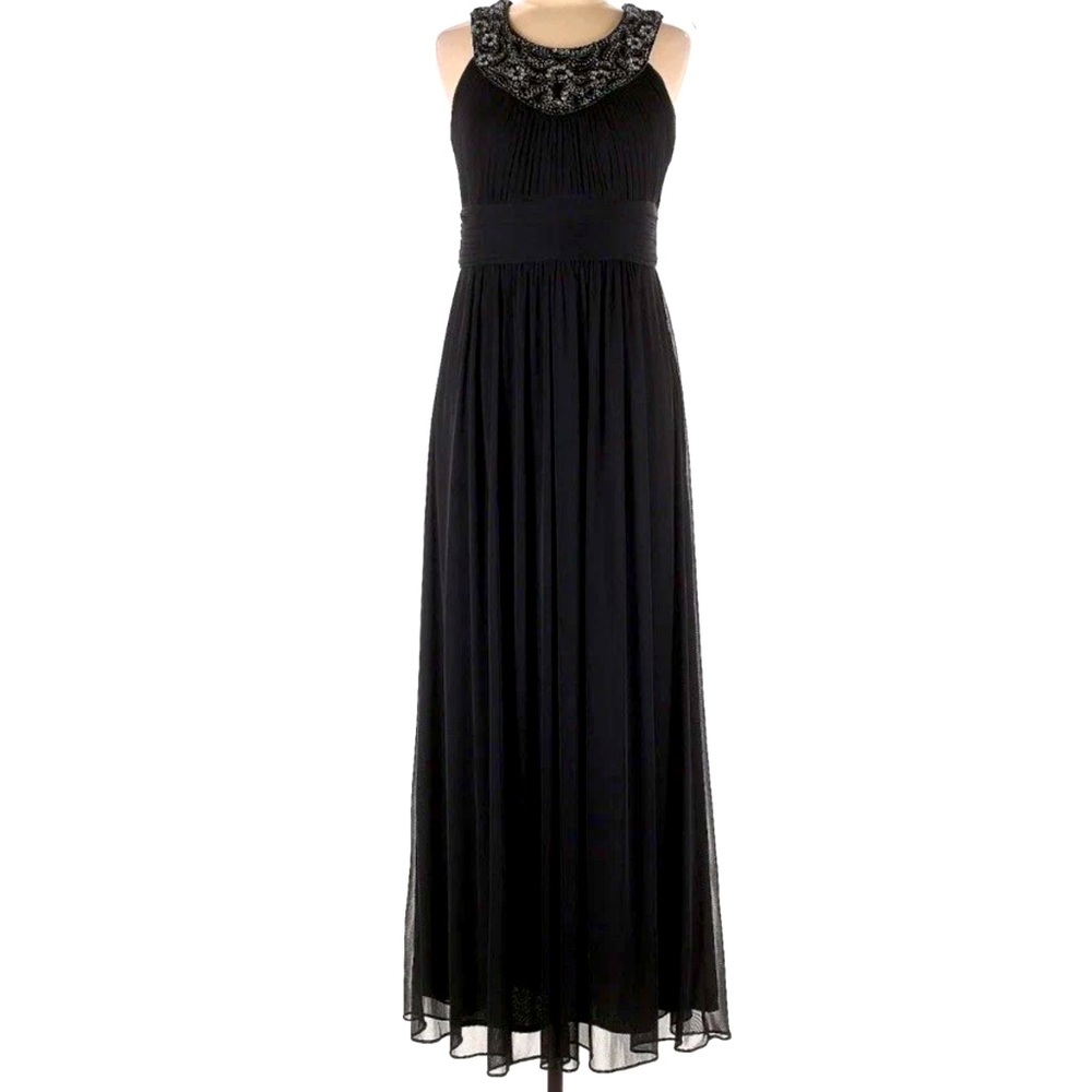 Patra Women’s black and silver embellished evening/cocktail gown size 12 NWT!